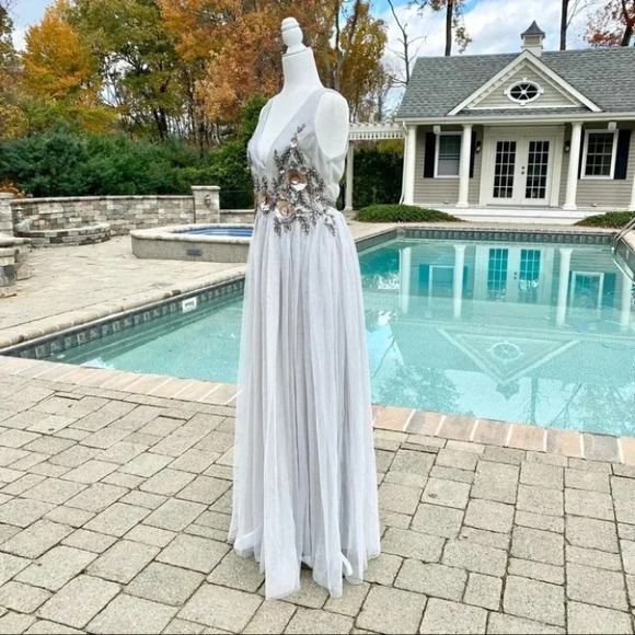 NWT Anthropologie Isabel Maxi Dress Sequins Embellished Wedding in Grey Fog - Picture 9 of 14
